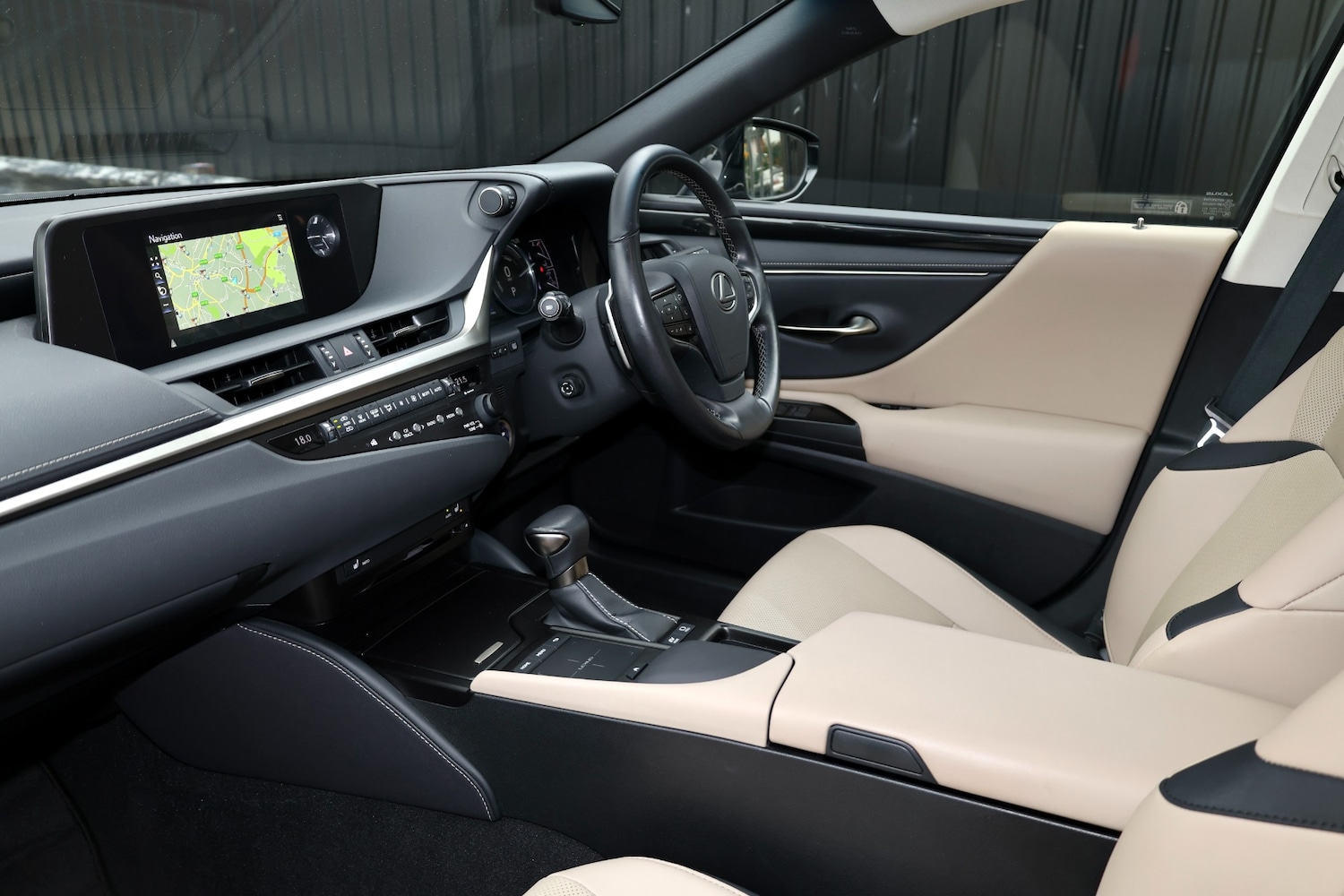 Used Lexus ES 2020 for sale - 76271623: Photo 8