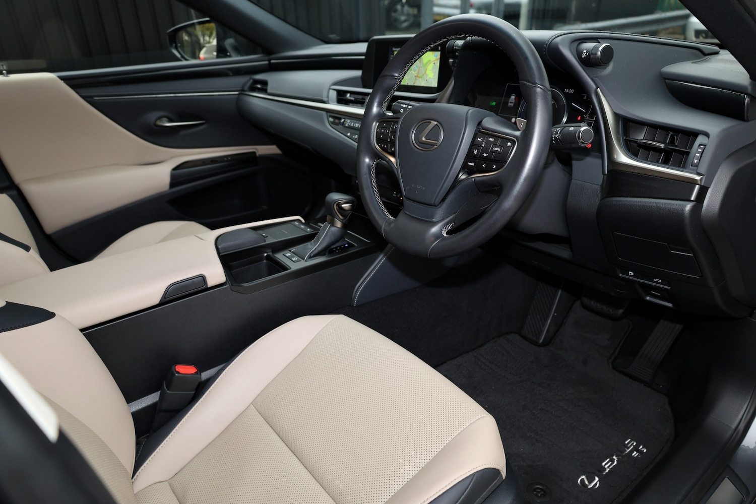 Used Lexus ES 2020 for sale - 76271623: Photo 9