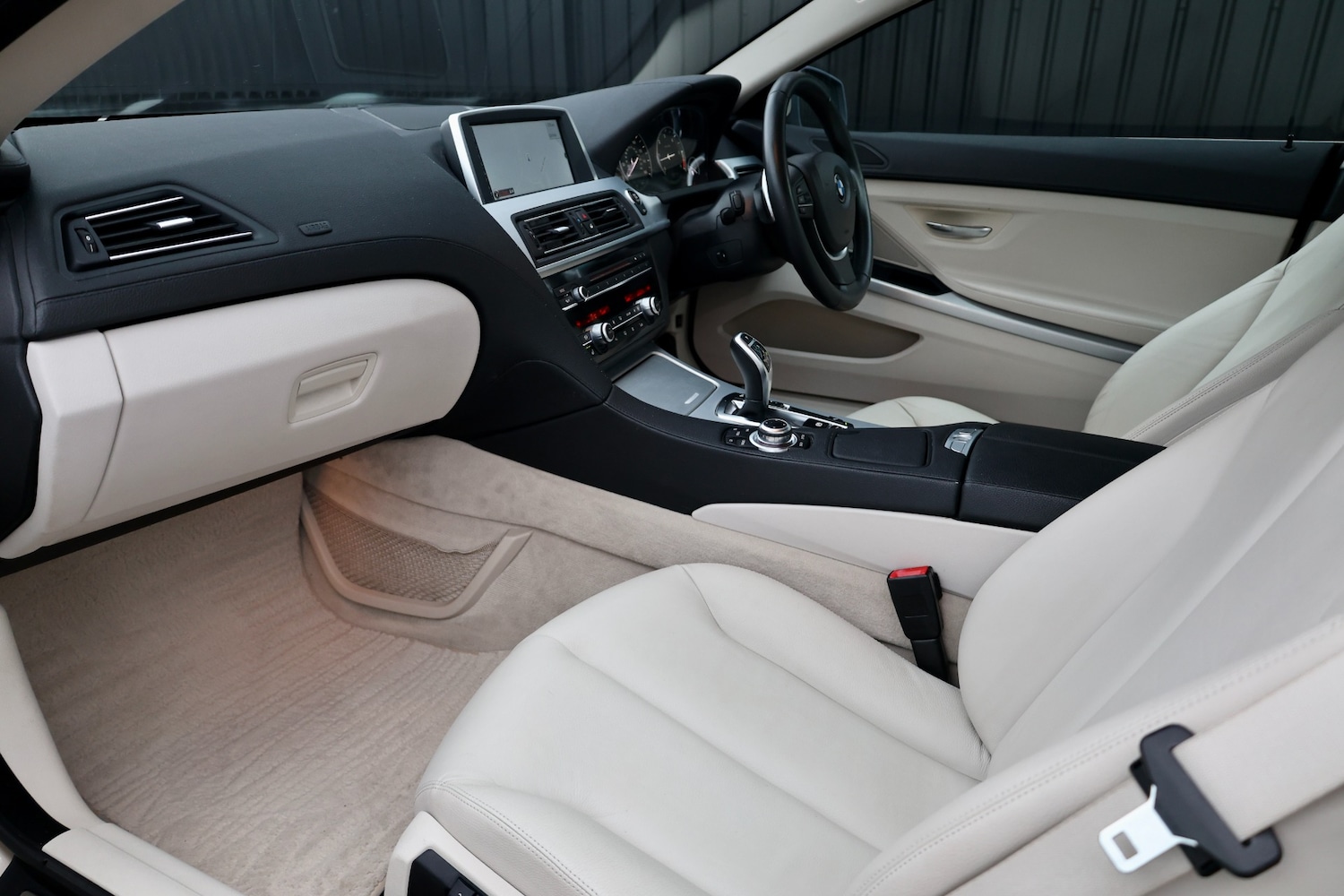 Used BMW 6 Series 2011 for sale - 77348249: Photo 3