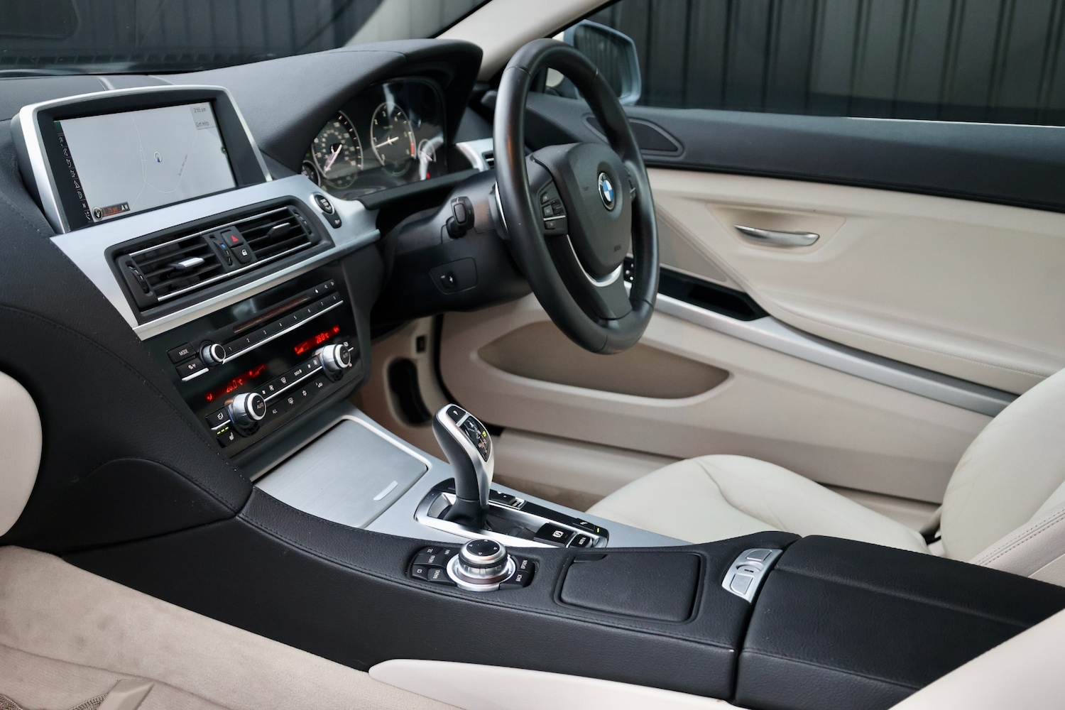 Used BMW 6 Series 2011 for sale - 77348249: Photo 8