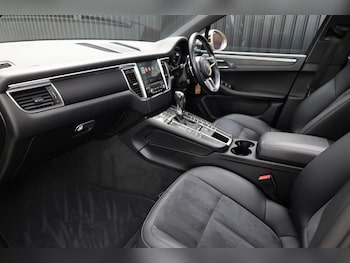 Used Porsche Macan 2016 for sale - 78221171: Photo