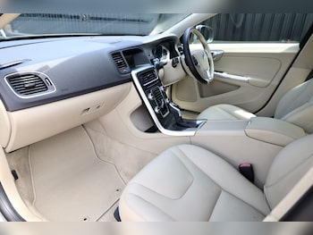 Used Volvo S60 2014 for sale - 79482612: Photo