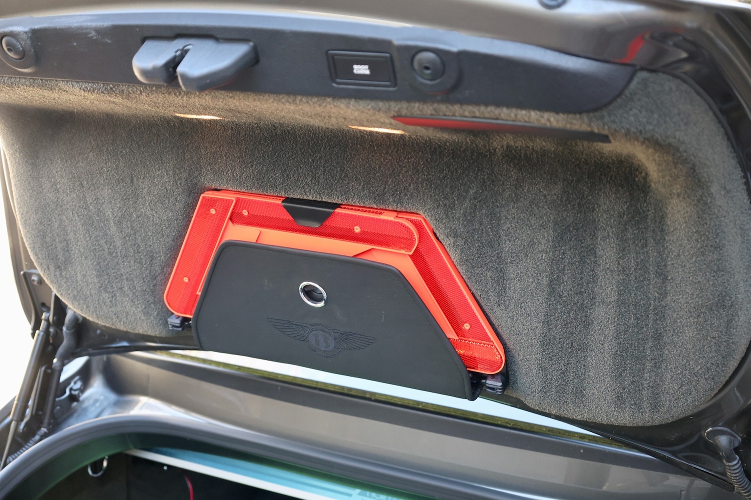 Used Bentley Continental 2011 for sale - 77930443: Photo 40