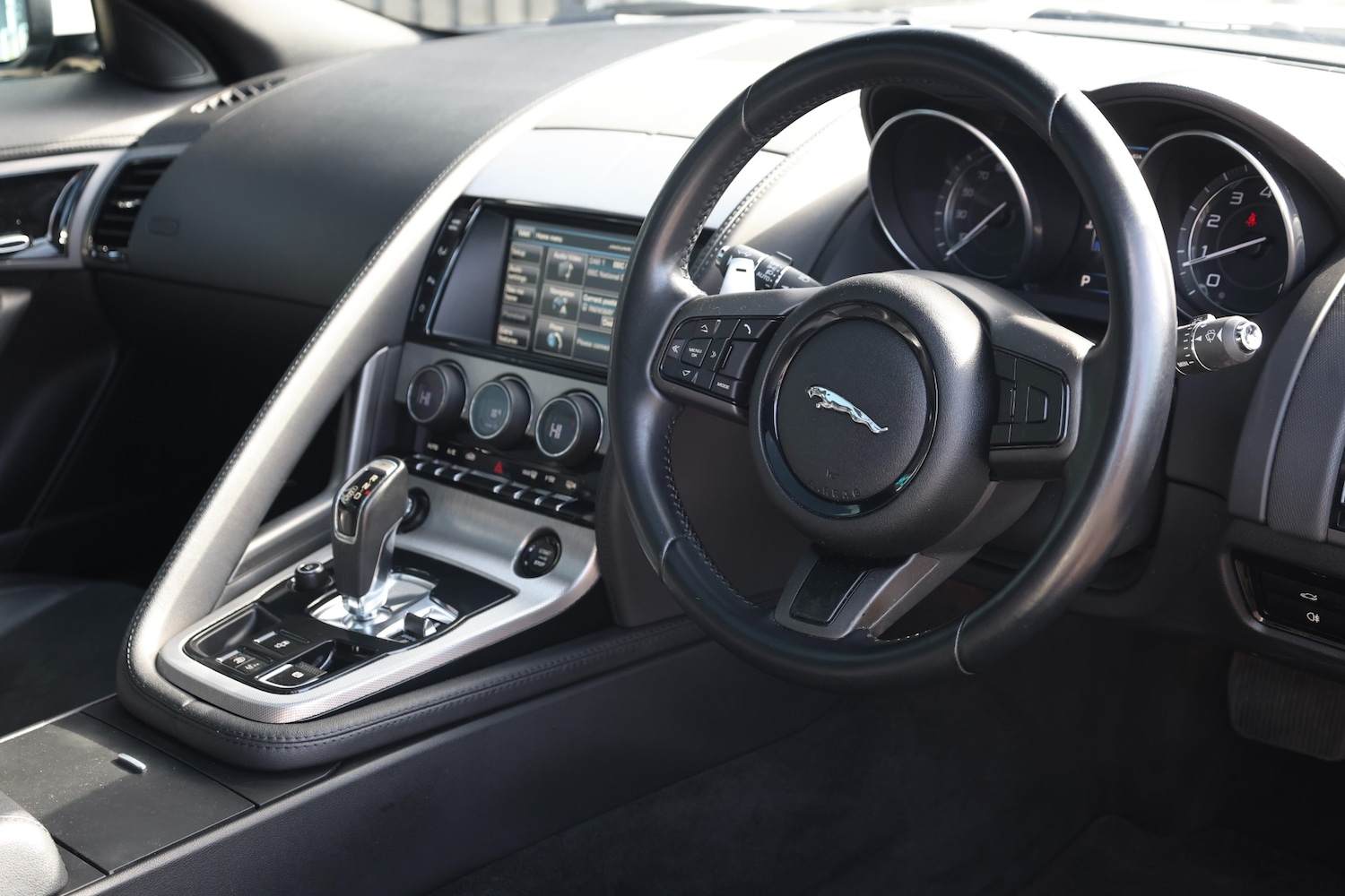 Used Jaguar F-Type 2014 for sale - 78031909: Photo 16