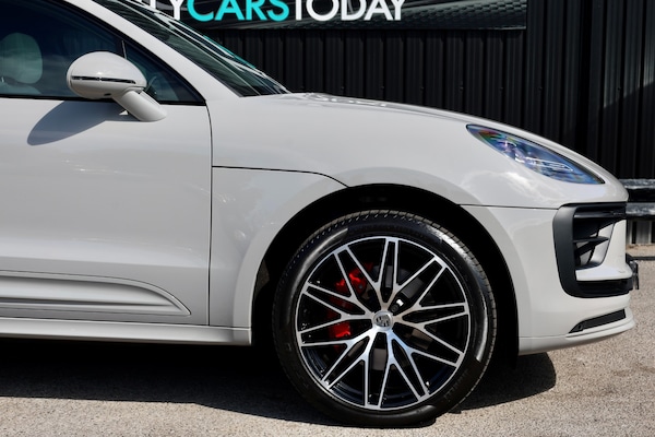 Used Porsche Macan 2023 for sale - 75535863: Photo 18