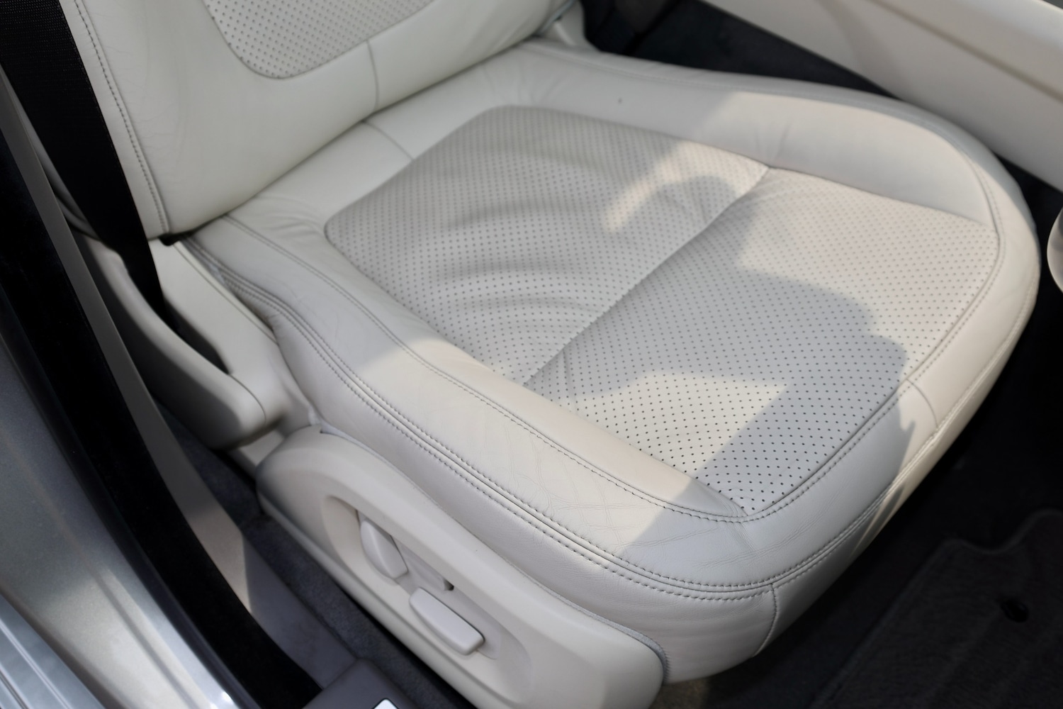 Used Jaguar XF 2009 for sale - 76493826: Photo 30