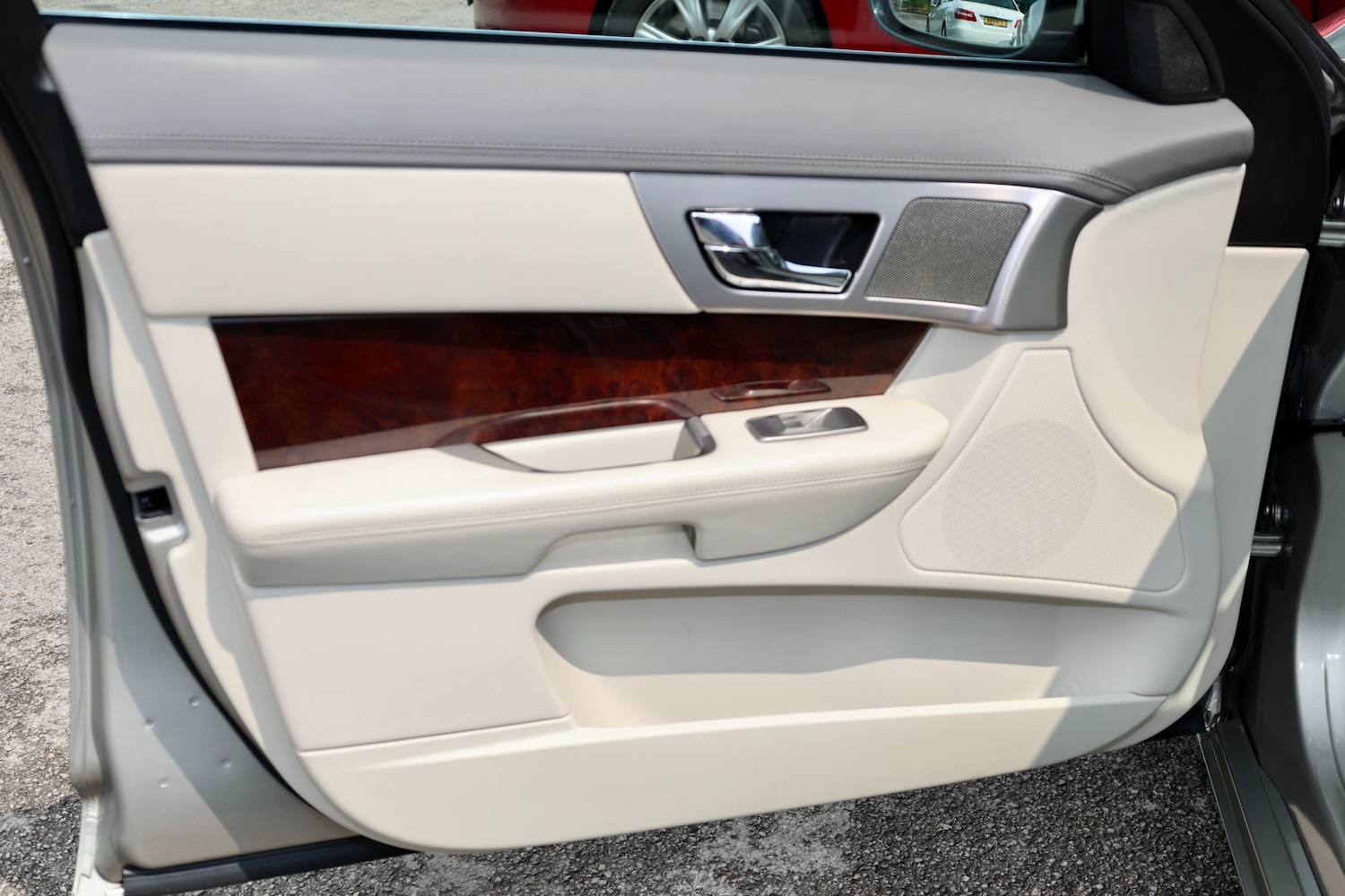 Used Jaguar XF 2009 for sale - 76493826: Photo 31