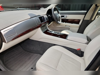 Used Jaguar XF 2009 for sale - 76493826: Photo