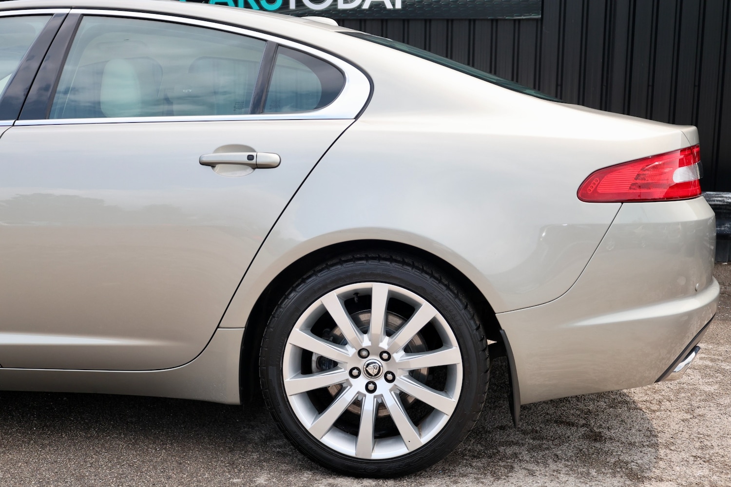 Used Jaguar XF 2009 for sale - 76493826: Photo 42