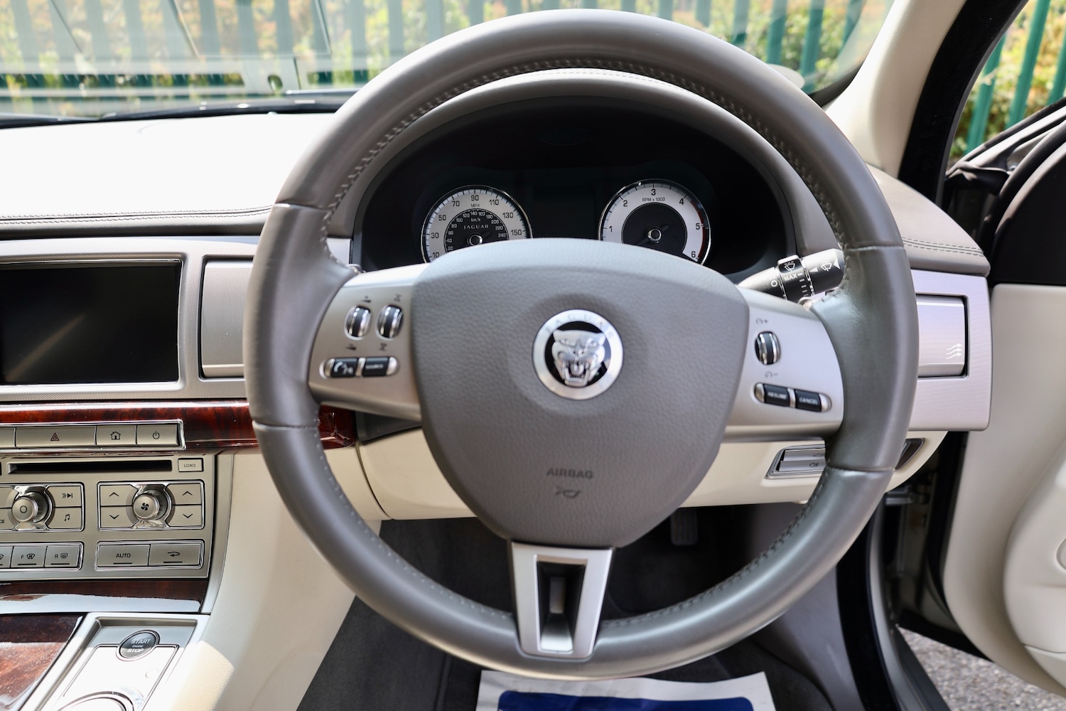 Used Jaguar XF 2009 for sale - 76493826: Photo 50