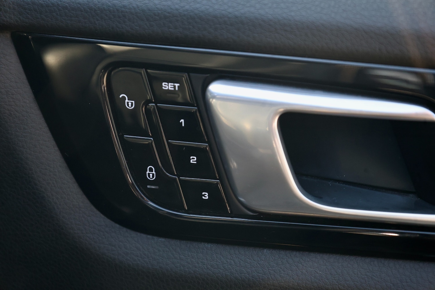 Used Porsche Cayenne 2018 for sale - 77807044: Photo 17