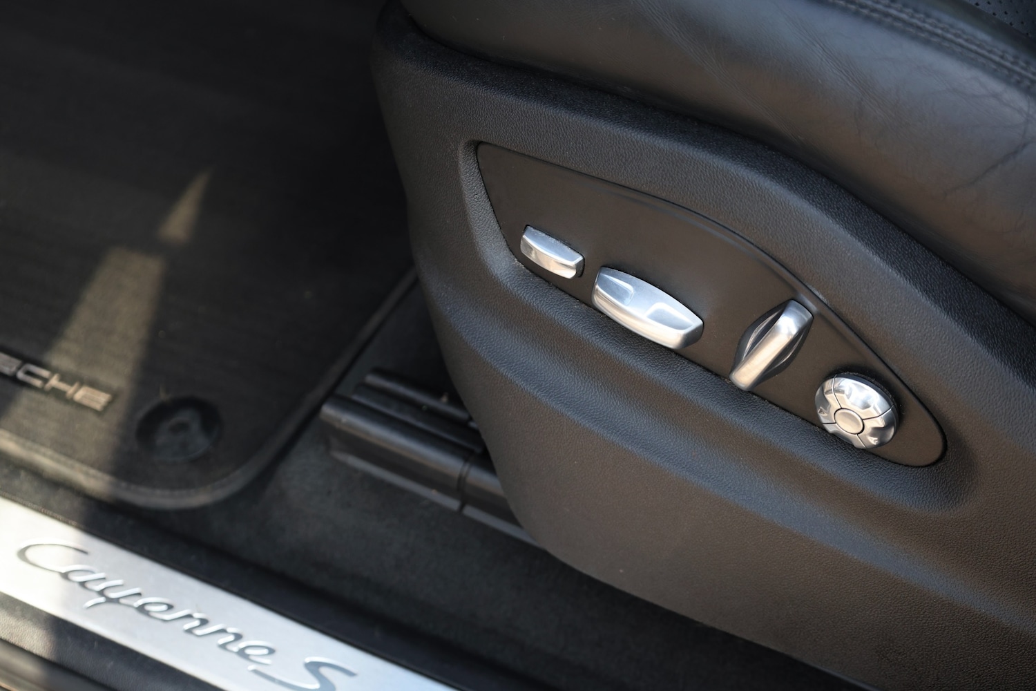 Used Porsche Cayenne 2018 for sale - 77807044: Photo 22