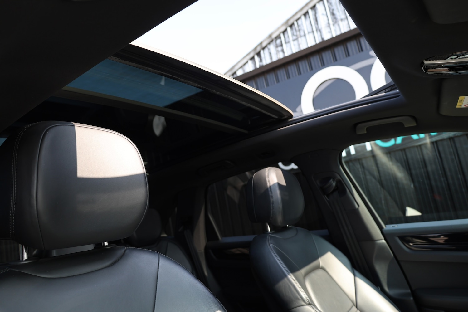 Used Porsche Cayenne 2018 for sale - 77807044: Photo 8