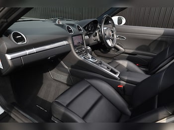 Used Porsche Boxster 2019 for sale - 79575228: Photo