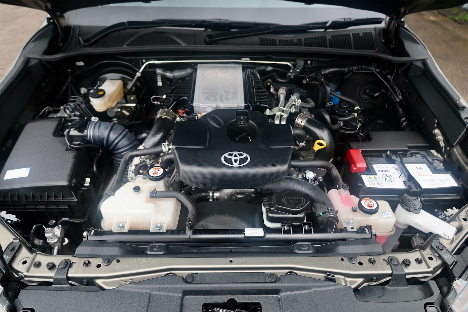 Used Toyota Hilux 2024 for sale - 76774411: Photo 12