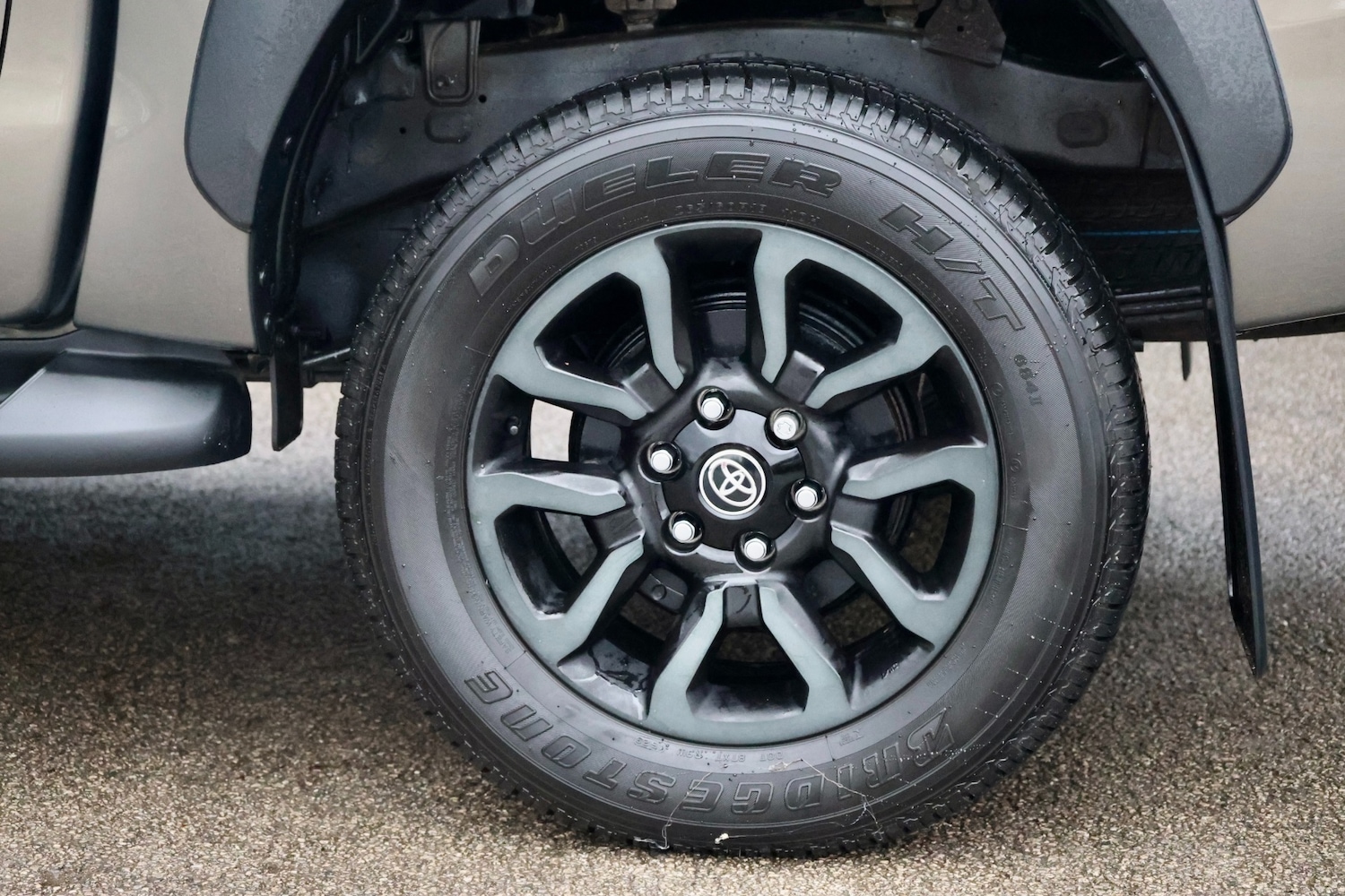 Used Toyota Hilux 2024 for sale - 76774411: Photo 38