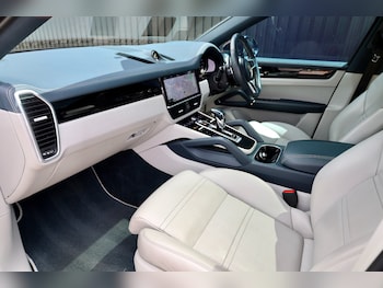 Used Porsche Cayenne 2019 for sale - 79322351: Photo