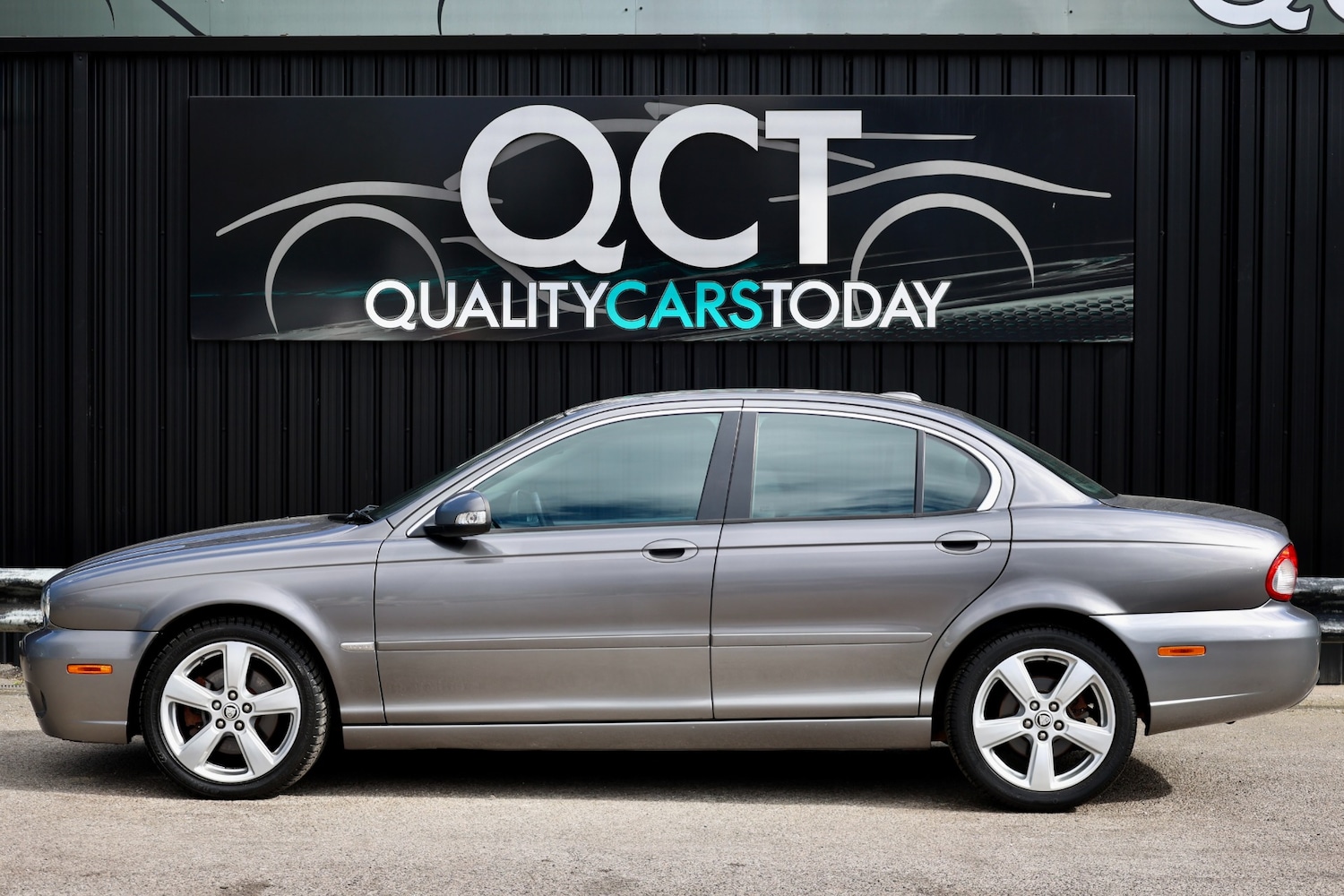 Used Jaguar X-Type 2009 for sale - 78169034: Photo 2