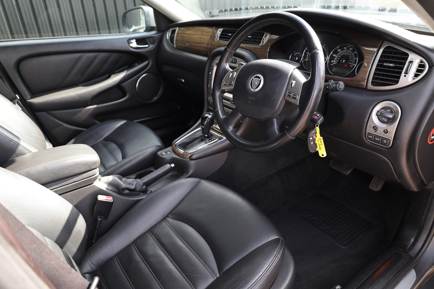 Used Jaguar X-Type 2009 for sale - 78169034: Photo 8