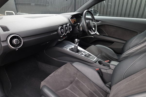 Used Audi TT 2017 for sale - 75685510: Photo 3