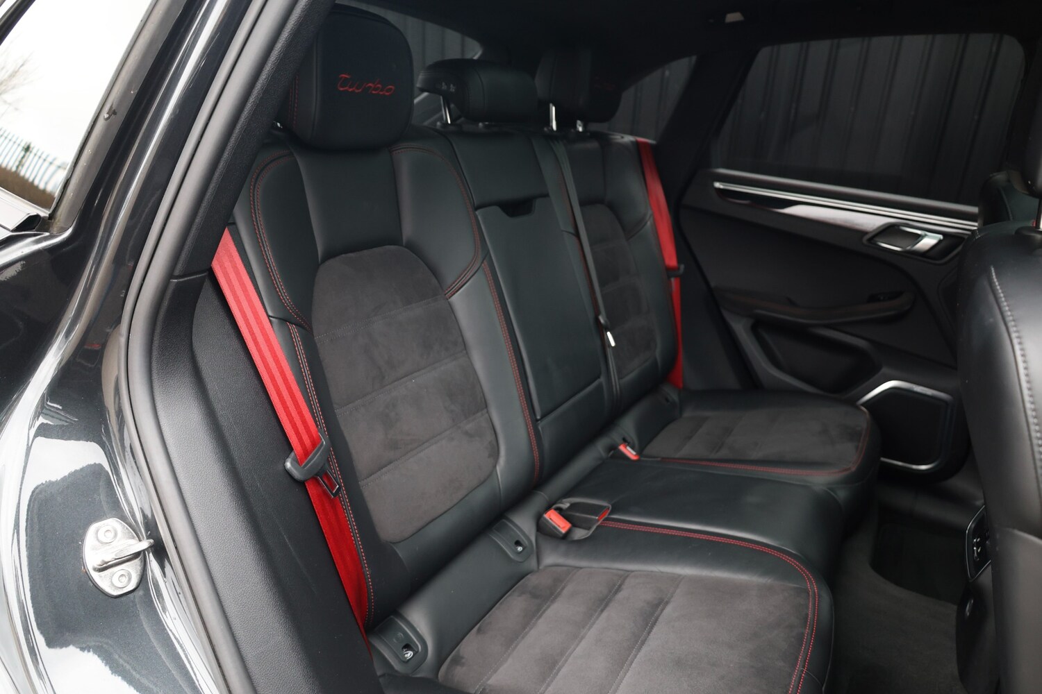 Used Porsche Macan 2018 for sale - 77477018: Photo 25