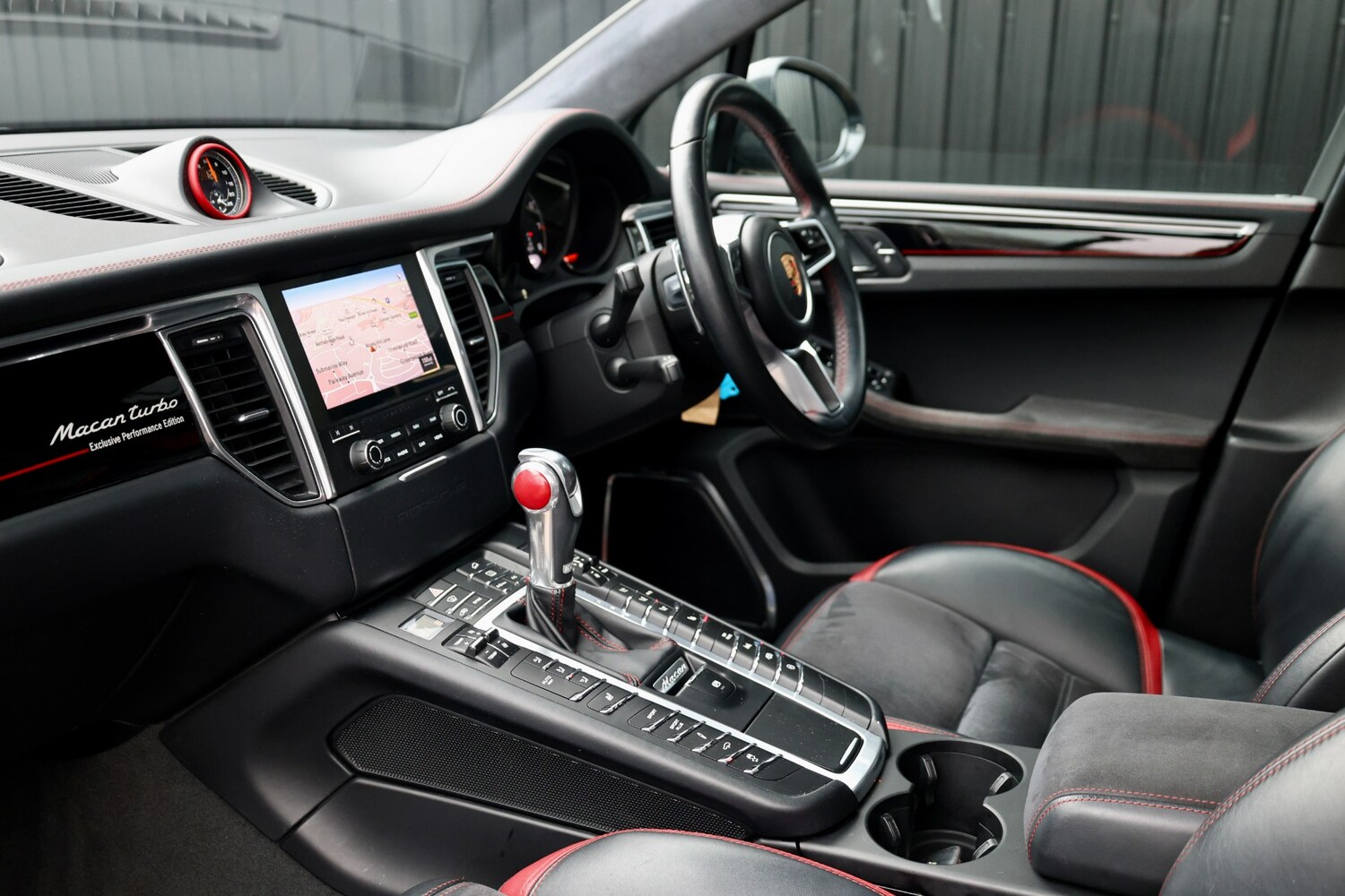 Used Porsche Macan 2018 for sale - 77477018: Photo 8