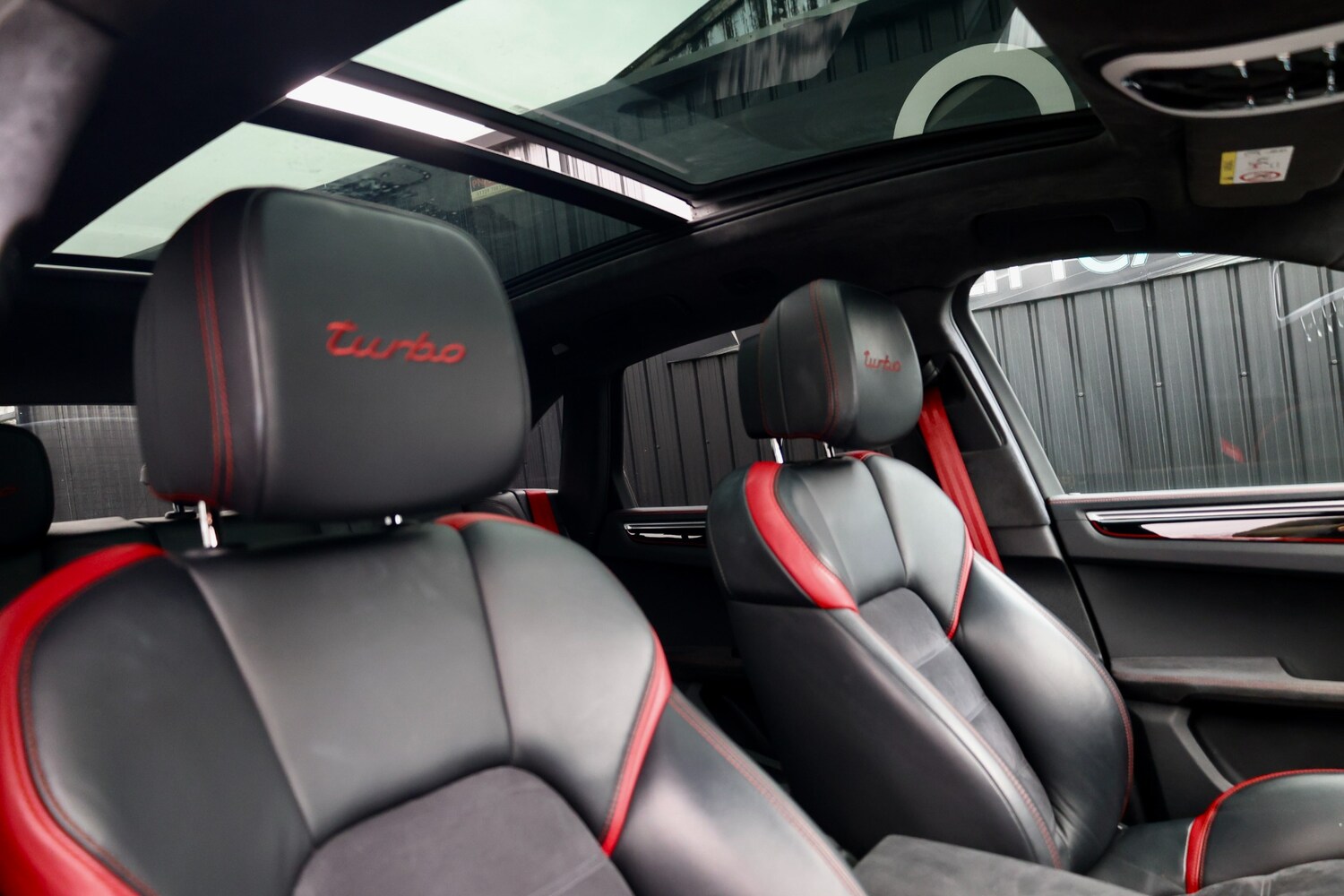 Used Porsche Macan 2018 for sale - 77477018: Photo 9