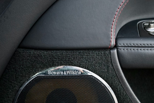 Used Jaguar XKR 2010 for sale - 72680343: Photo 16