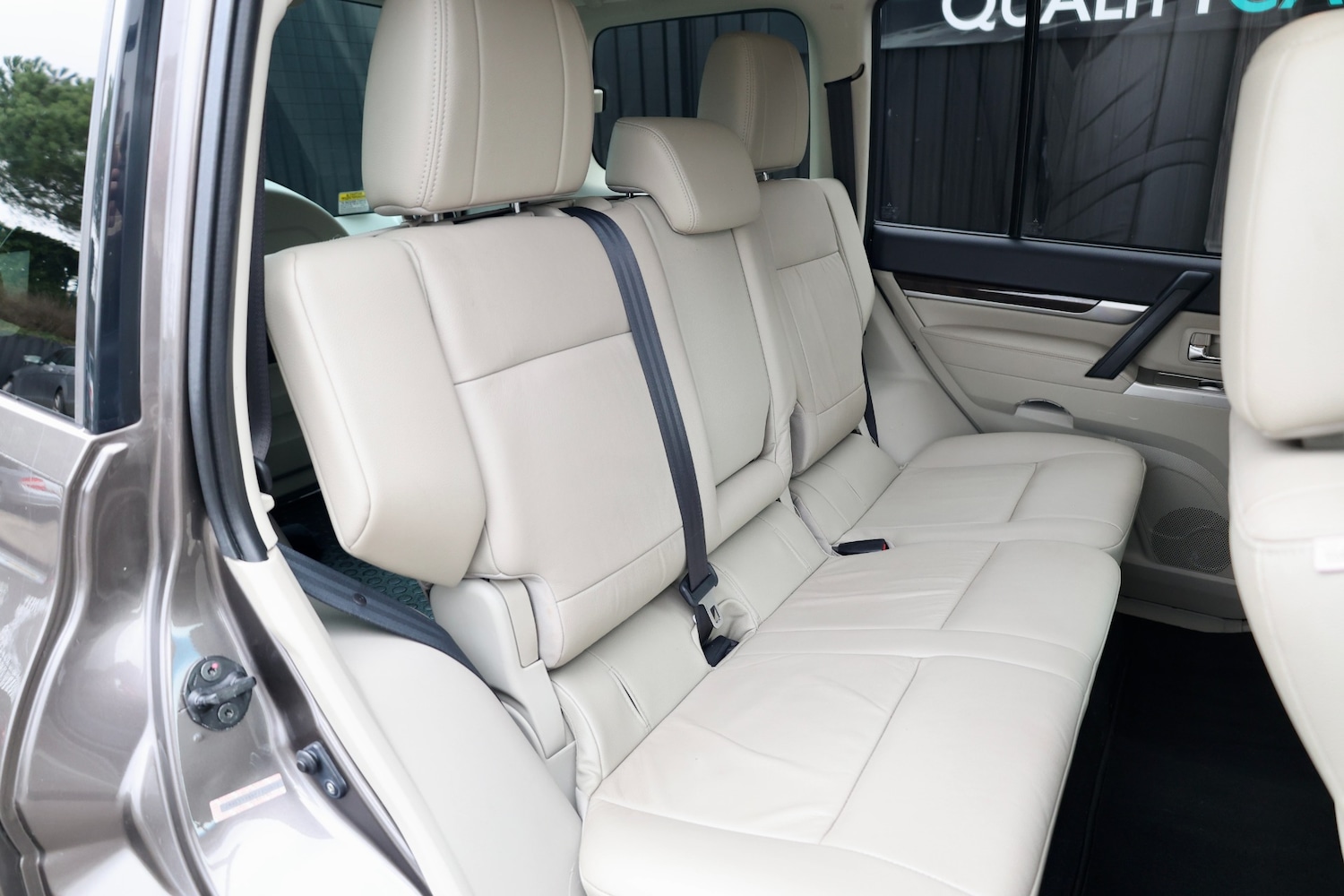 Used Mitsubishi Shogun 2015 for sale - 77721152: Photo 21