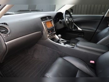 Used Lexus IS 2011 for sale - 76351842: Photo