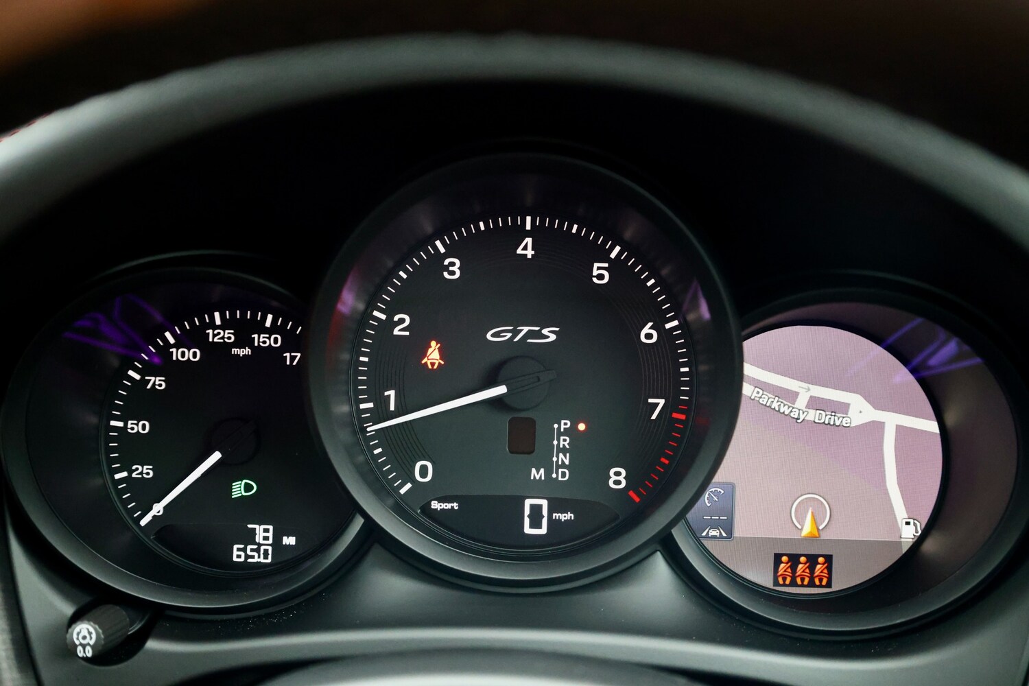 Used Porsche Macan 2025 for sale - 76256949: Photo 16