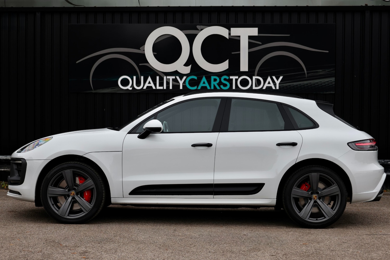 Used Porsche Macan 2025 for sale - 76256949: Photo 2