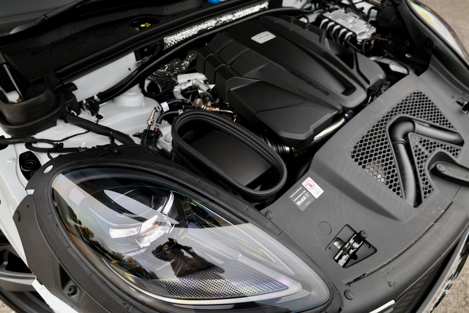 Used Porsche Macan 2025 for sale - 76256949: Photo 23