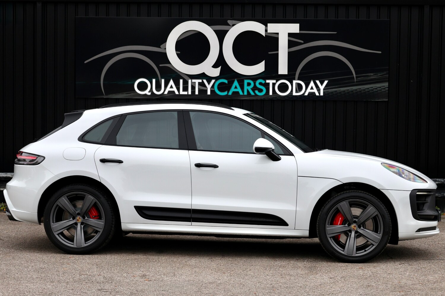 Used Porsche Macan 2025 for sale - 76256949: Photo 7