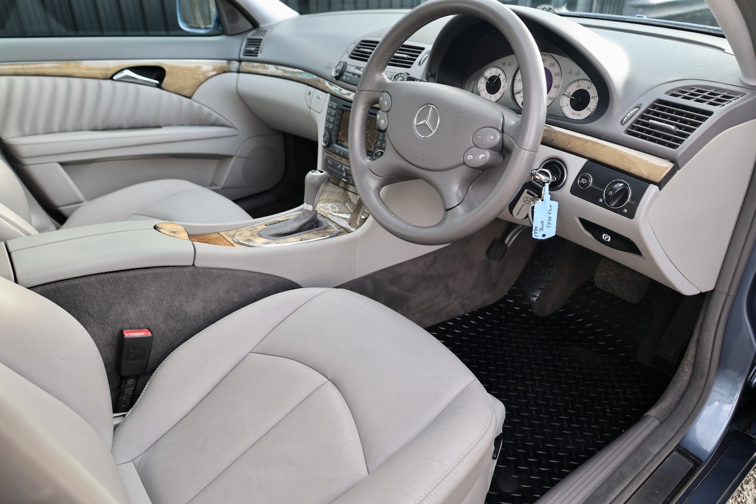 Used Mercedes-Benz E Class 2006 for sale - 77349706: Photo 10