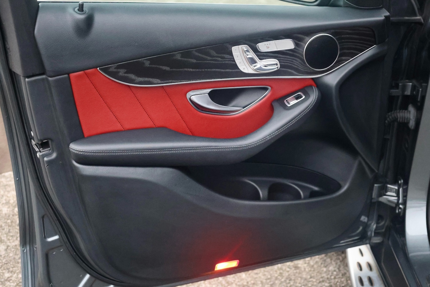 Used Mercedes-Benz GLC 2017 for sale - 77409051: Photo 33