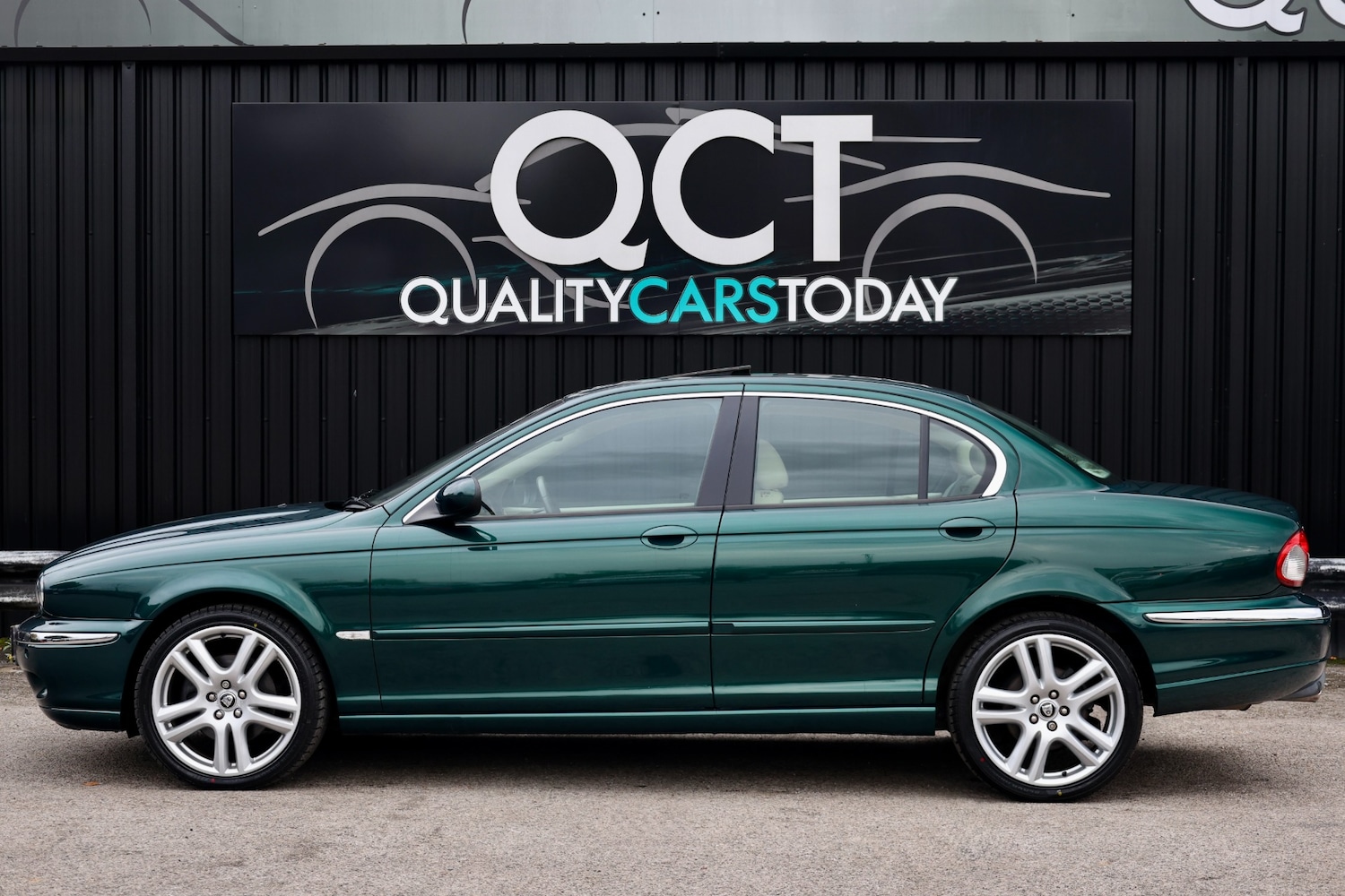 Used Jaguar X-Type 2007 for sale - 76518528: Photo 2