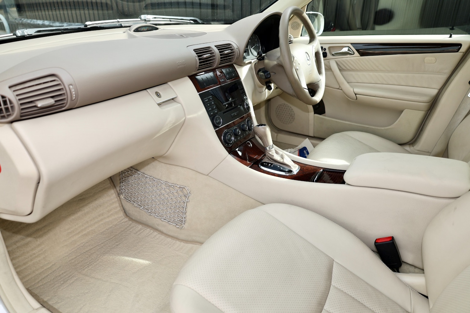 Used Mercedes-Benz C Class 2006 for sale - 77107393: Photo 3