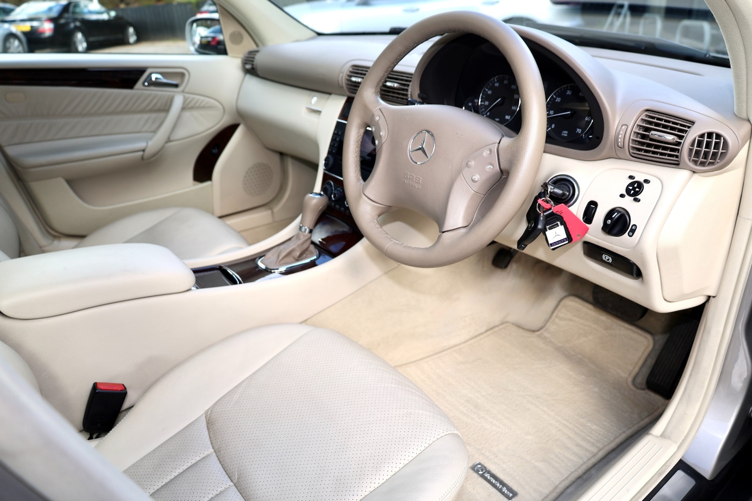 Used Mercedes-Benz C Class 2006 for sale - 77107393: Photo 9