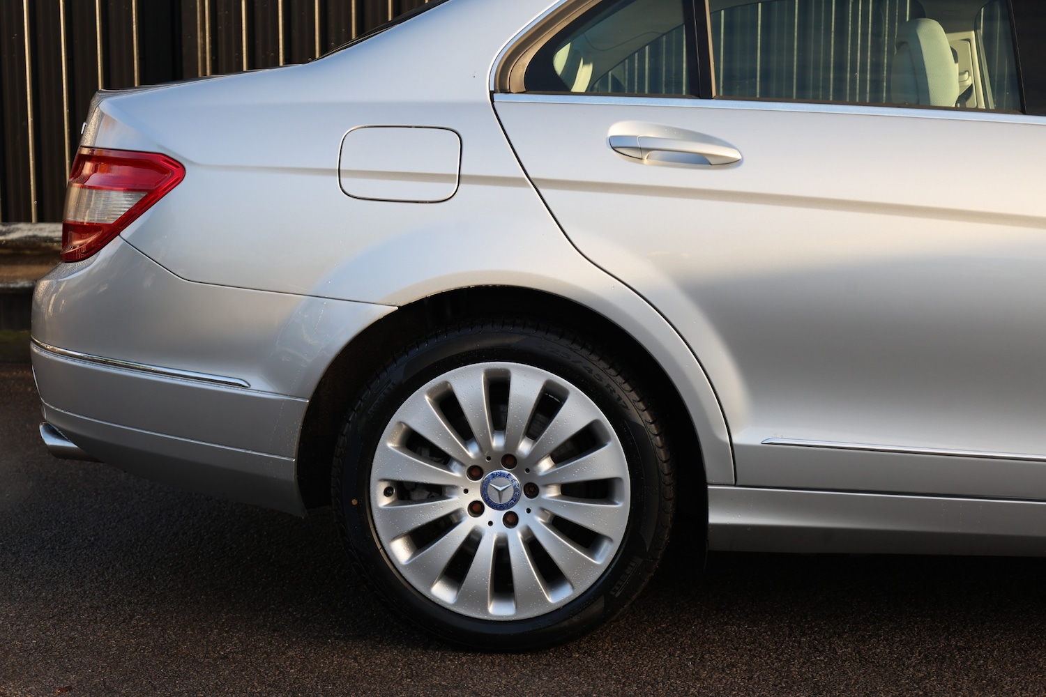 Used Mercedes-Benz C Class 2010 for sale - 76366347: Photo 15