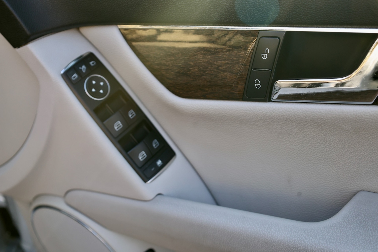 Used Mercedes-Benz C Class 2010 for sale - 76366347: Photo 18