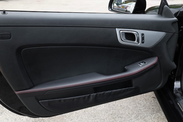 Used Mercedes-Benz SLK 2012 for sale - 75649493: Photo 33
