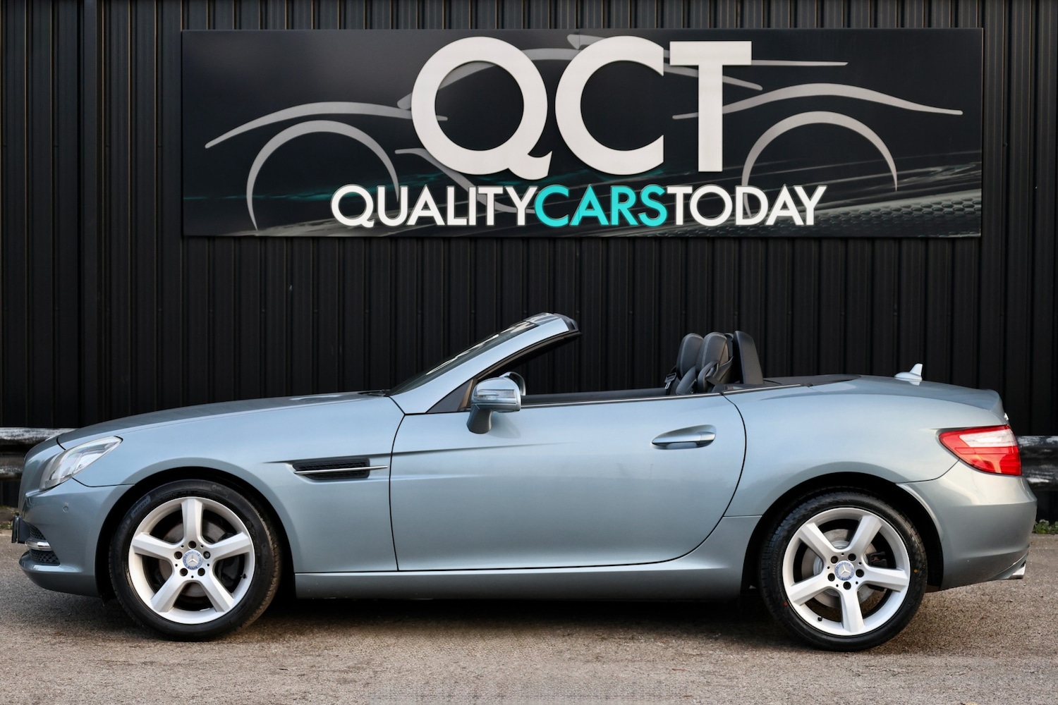 Used Mercedes-Benz SLK 2012 for sale - 76718403: Photo 2