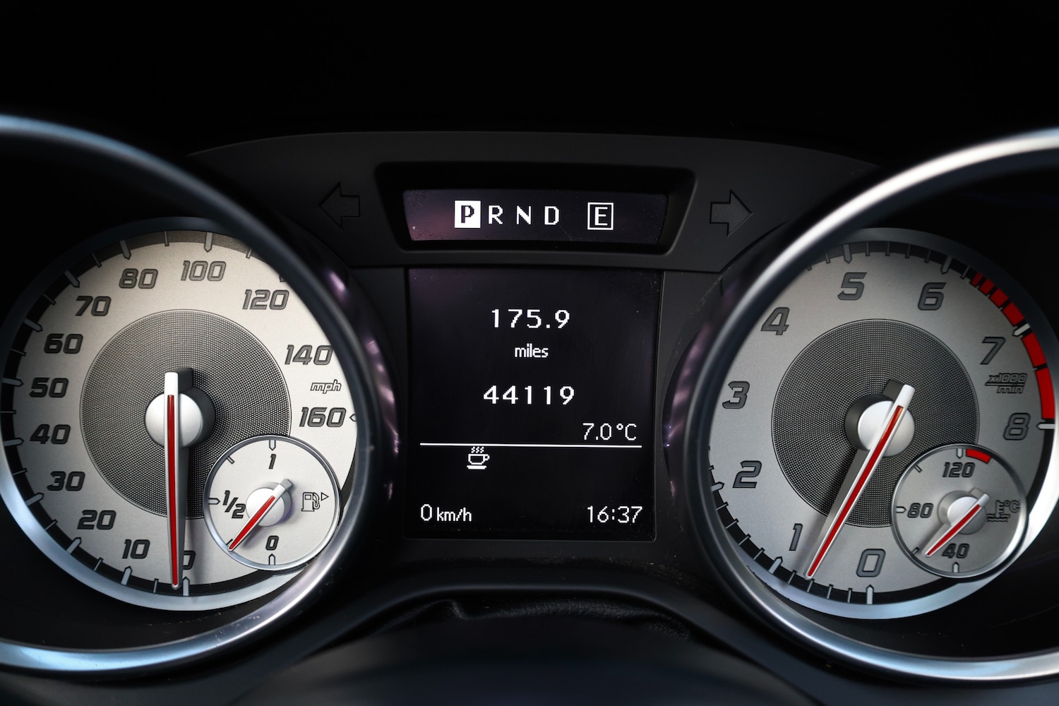 Used Mercedes-Benz SLK 2012 for sale - 76718403: Photo 27