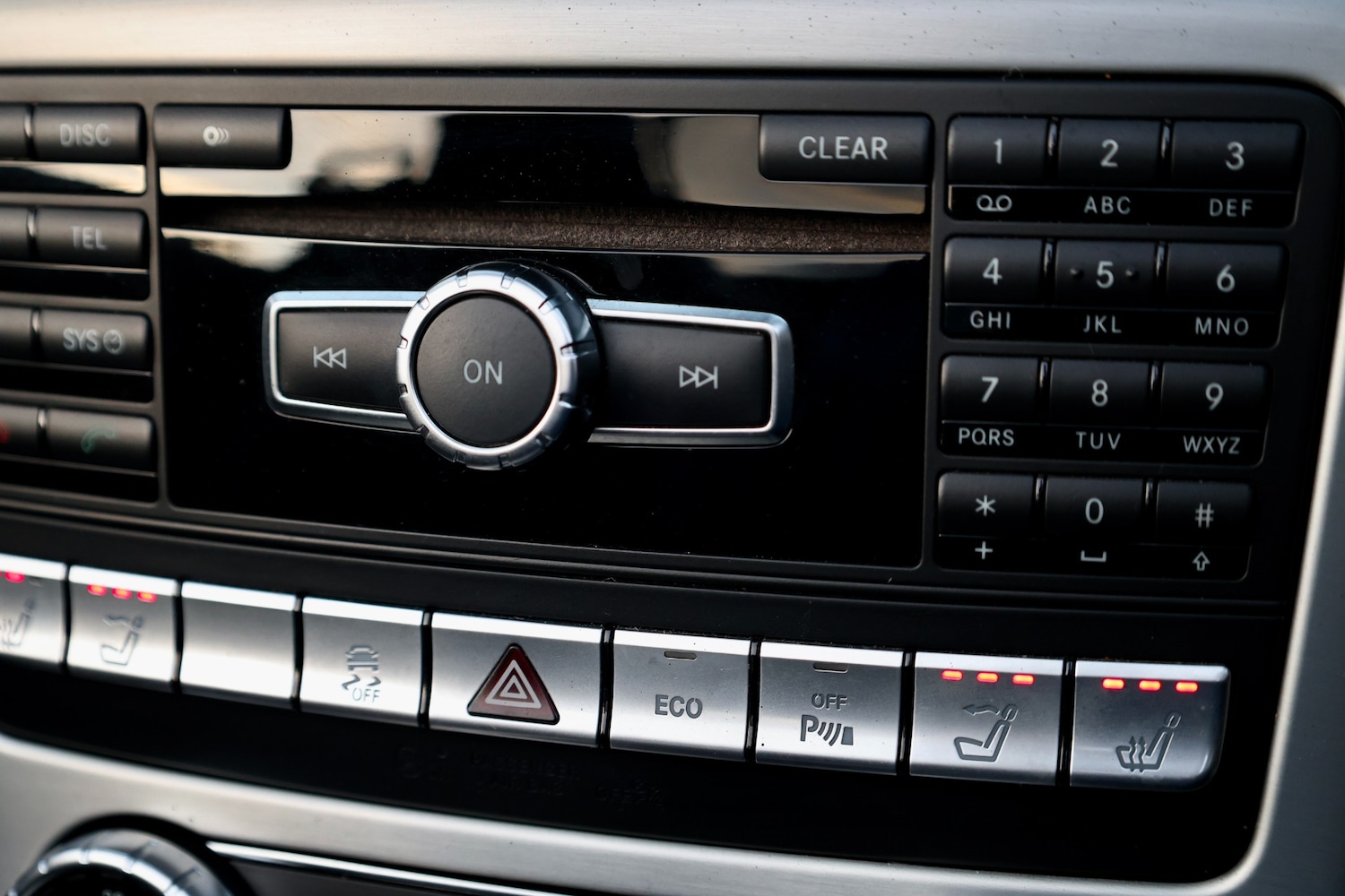 Used Mercedes-Benz SLK 2012 for sale - 76718403: Photo 28