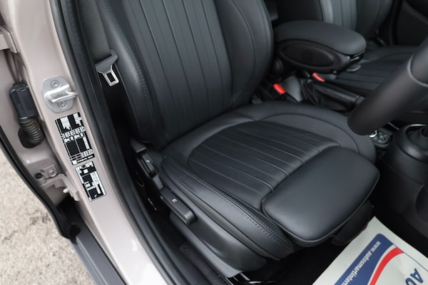 Used MINI Hatch 2024 for sale - 75677223: Photo 29