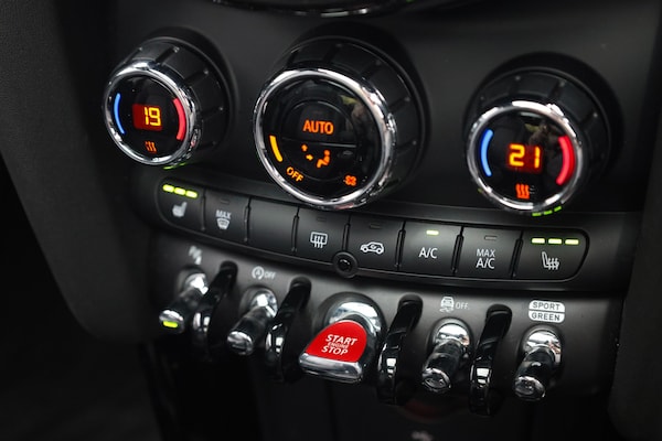 Used MINI Hatch 2024 for sale - 75677223: Photo 31