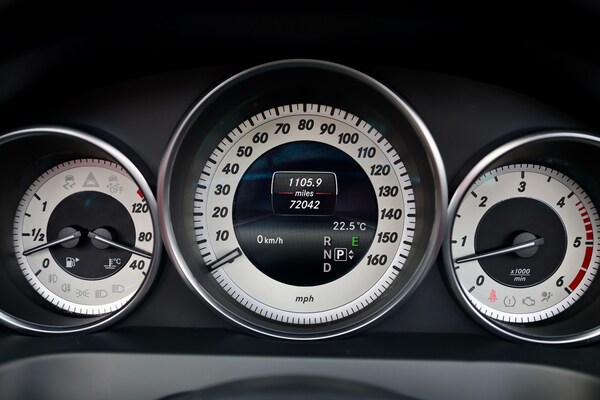Used Mercedes-Benz E-Class 2013 for sale - 75637522: Photo 19