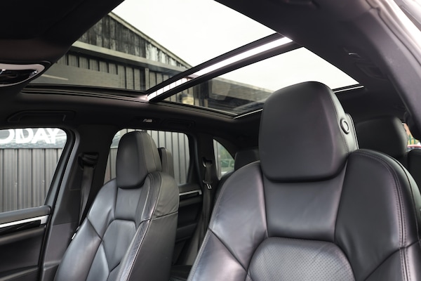Used Porsche Cayenne 2013 for sale - 75046765: Photo 15