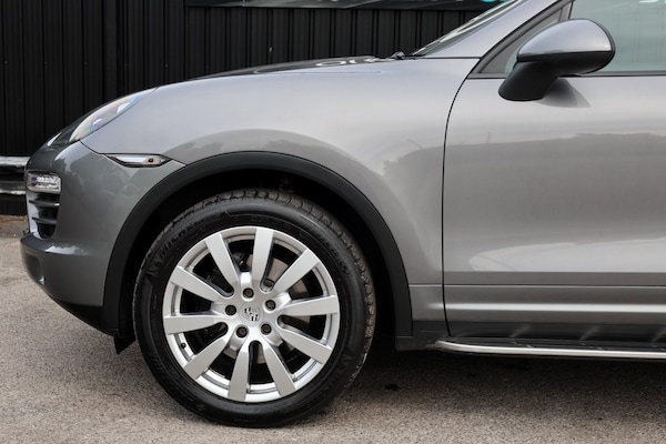 Used Porsche Cayenne 2013 for sale - 75046765: Photo 38